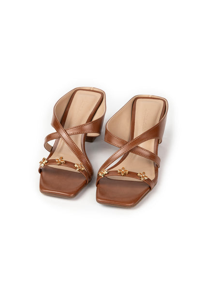 Tamanco Aplicação Flor Caramelo