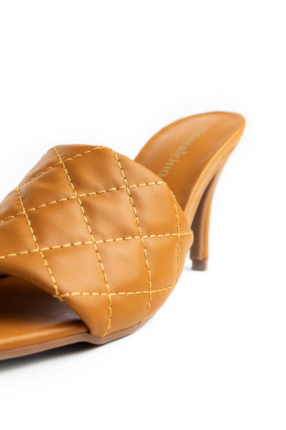 Tamanco Matelassê Caramelo