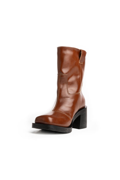 Bota Cano Curto Caramelo