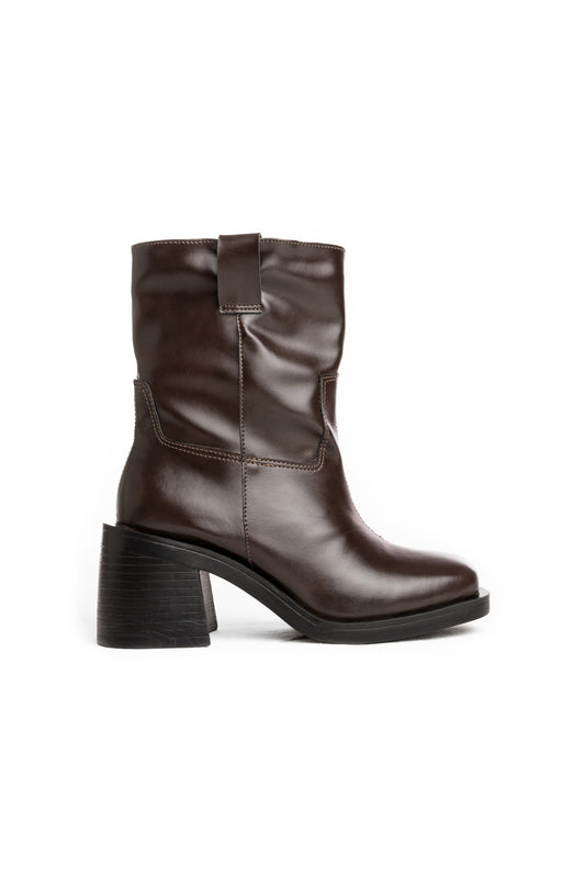 Bota Cano Curto Café