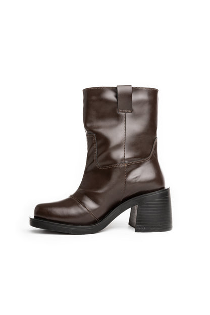 Bota Cano Curto Café