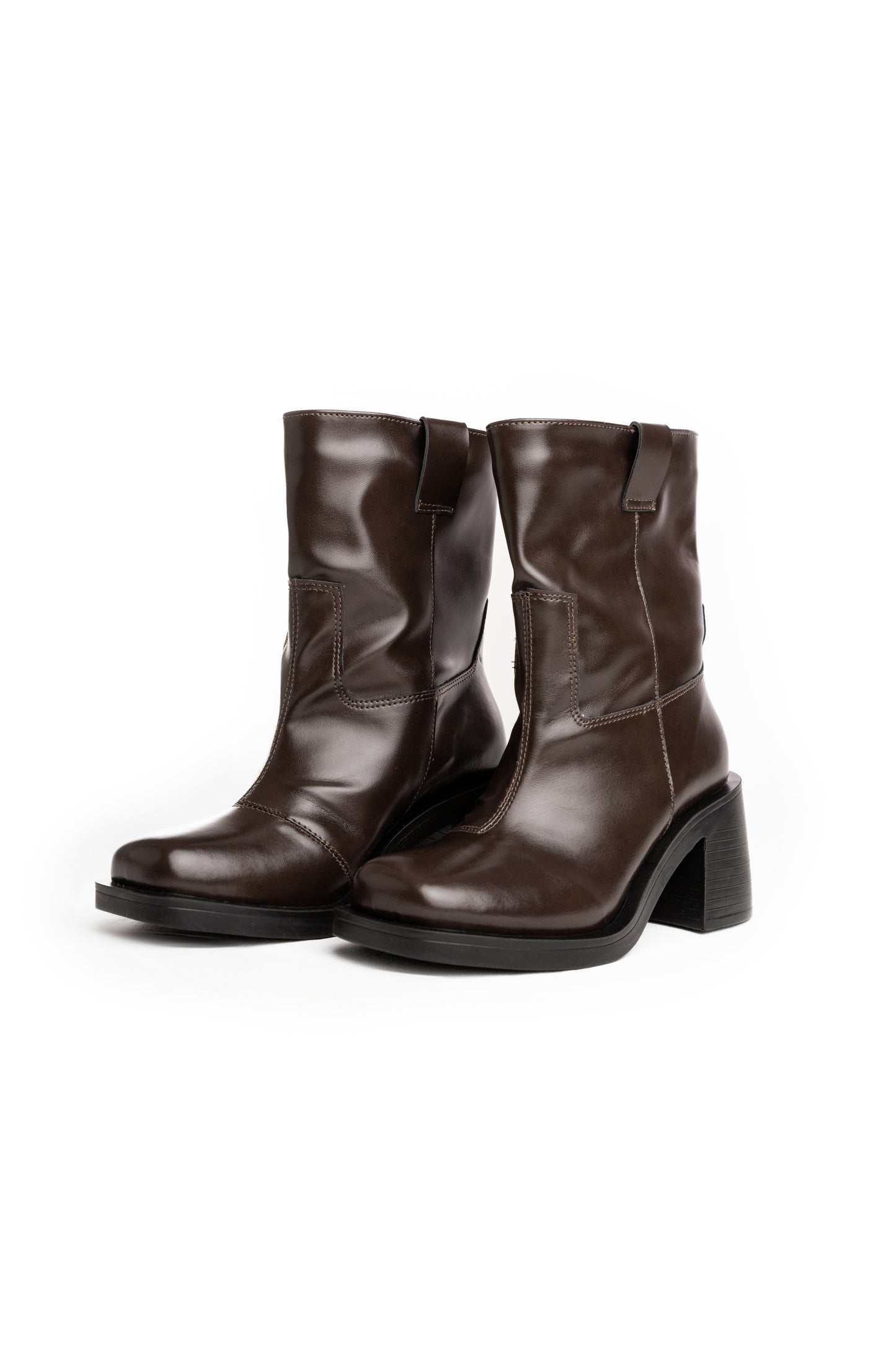 Bota Cano Curto Café